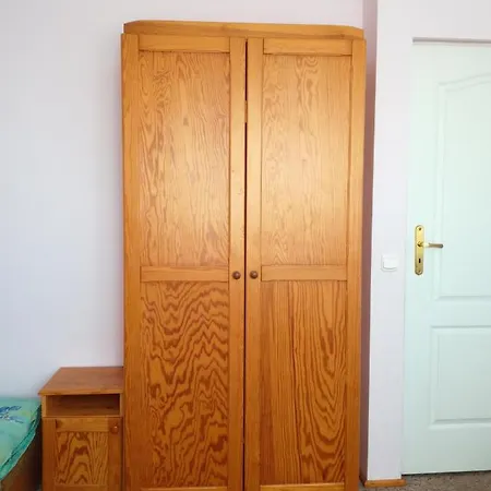 منزل للإقامة Pokoje Goscinne Greta ليبا